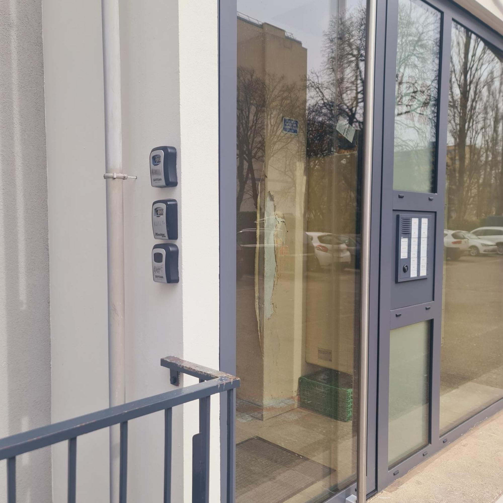 סאן לואיס Studio Kulla Avec Terasse 5Mn Basel Airport מראה חיצוני תמונה